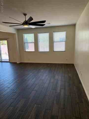 320 Point Loma Ave - Photo 4 of 23