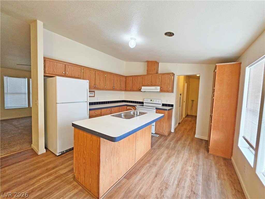 4400 Vicki Ann Rd - Photo 7 of 38