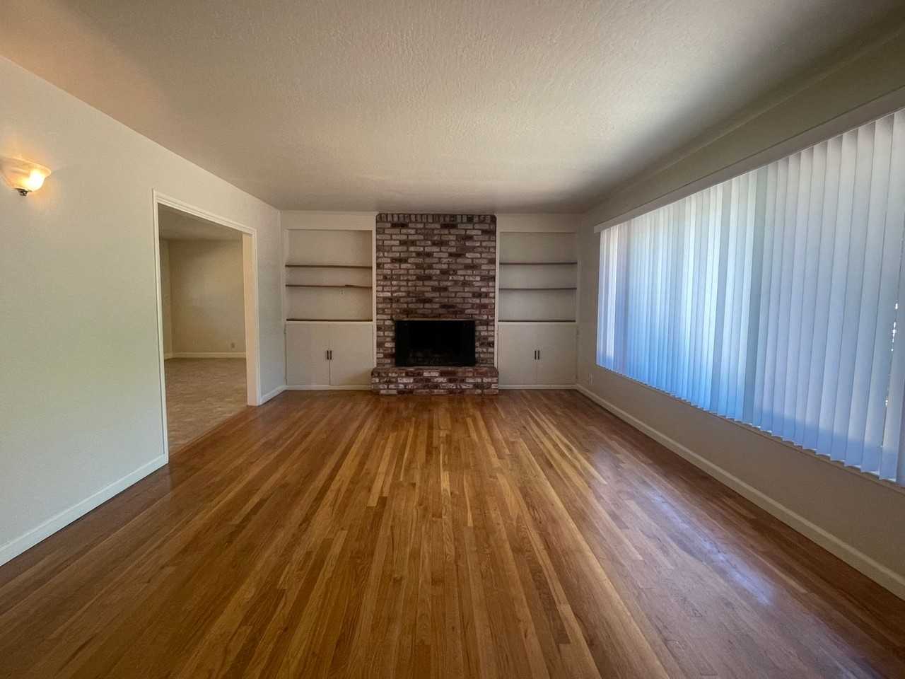 17695 Laurel Rd - Photo 5 of 19