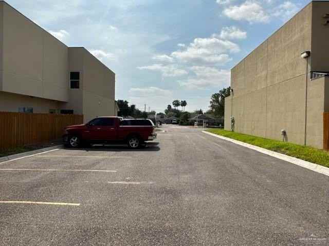 3916 W Daffodil Ave - Photo 3 of 22