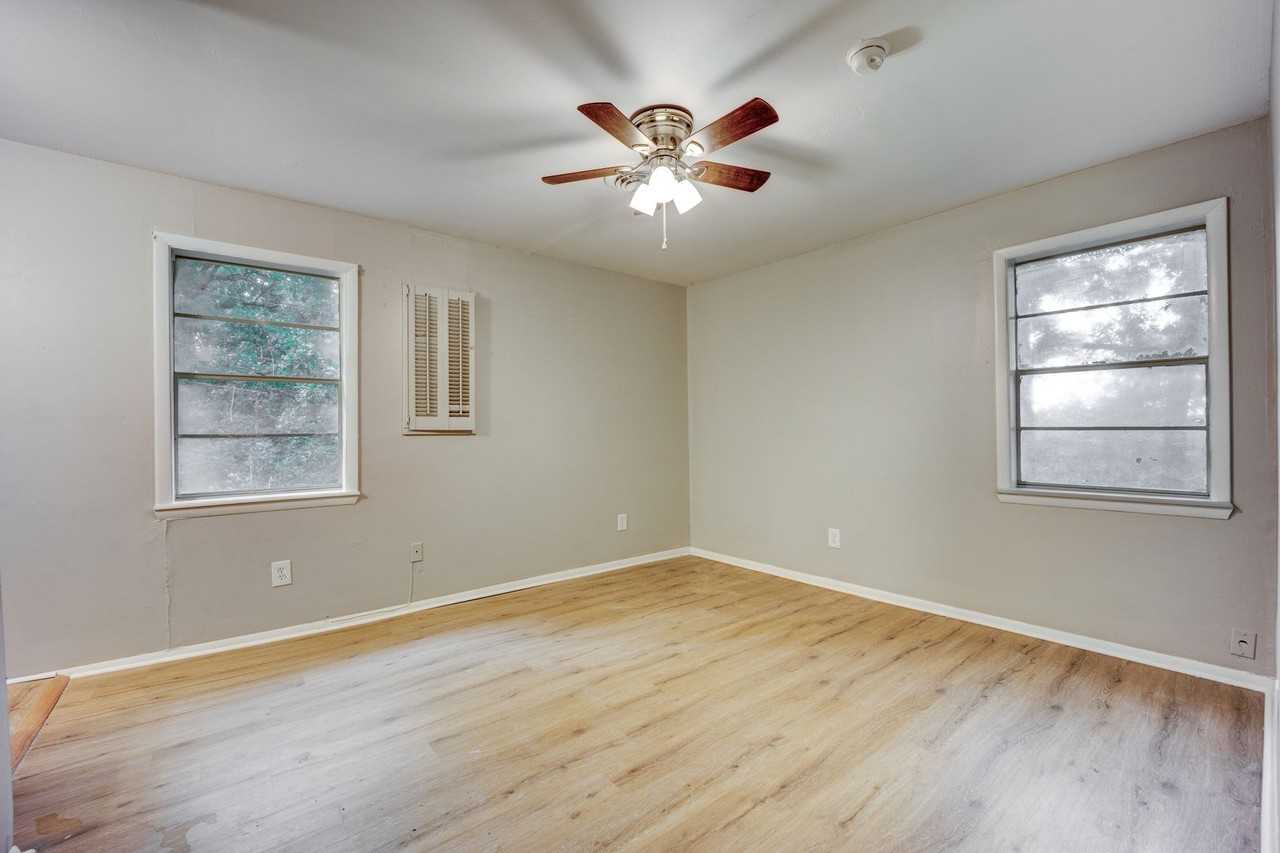 4219 S 27th Cir - Photo 5 of 26