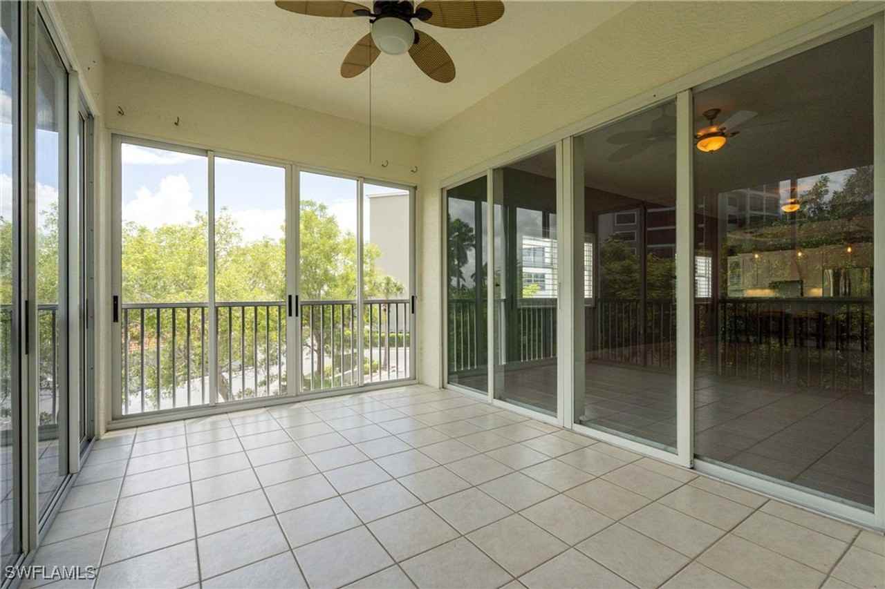 14815 Laguna Dr #103 - Photo 3 of 43