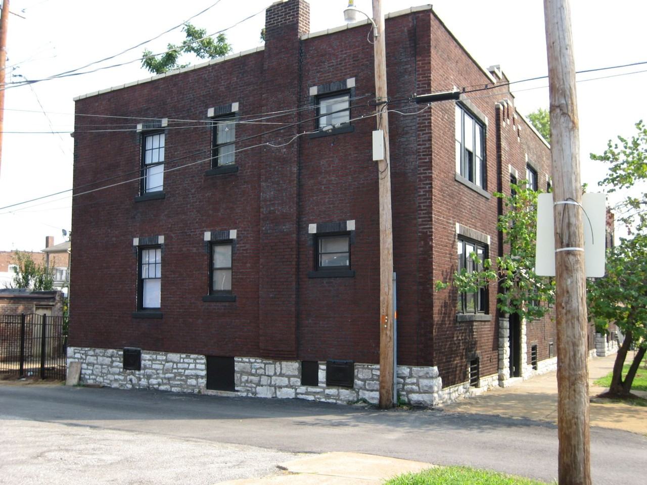 2118-2124 Mississippi in Lafayette Square - Photo 3 of 21