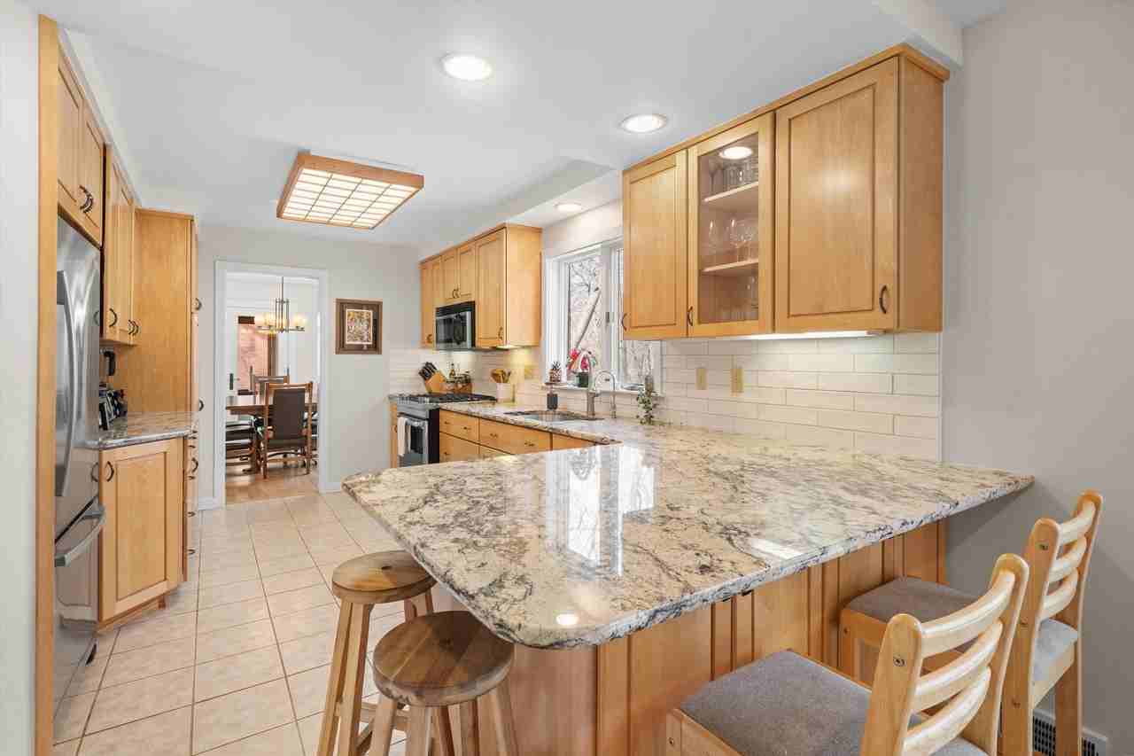 2854 Parkridge Dr - Photo 6 of 23