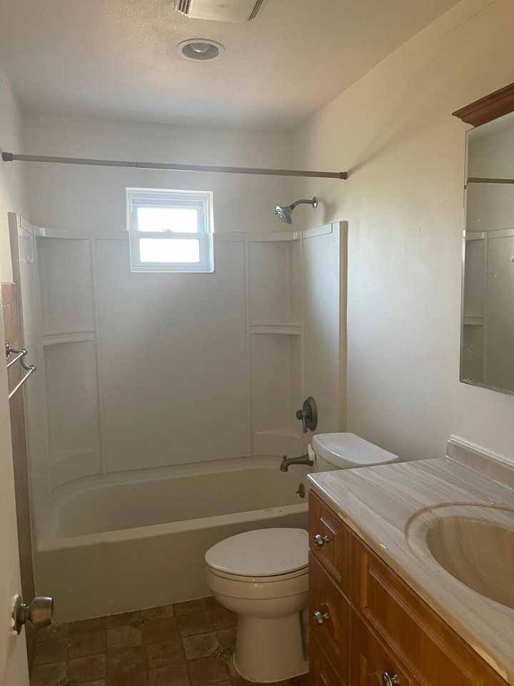 4011 Harlow Ave - Photo 7 of 10