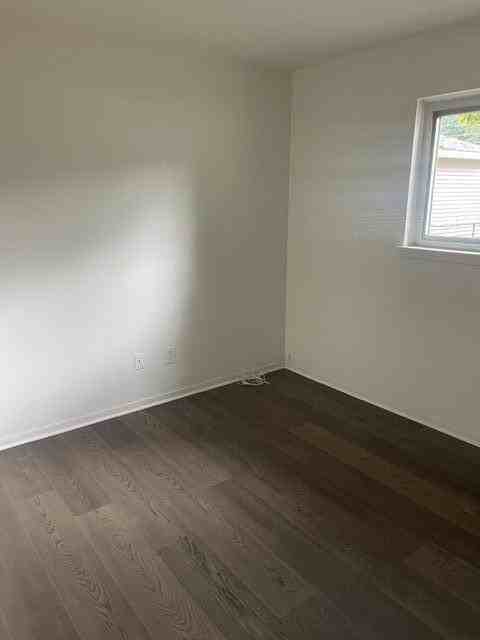 23484 Larkshire St - Photo 4 of 8