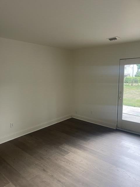 23484 Larkshire St - Photo 7 of 8