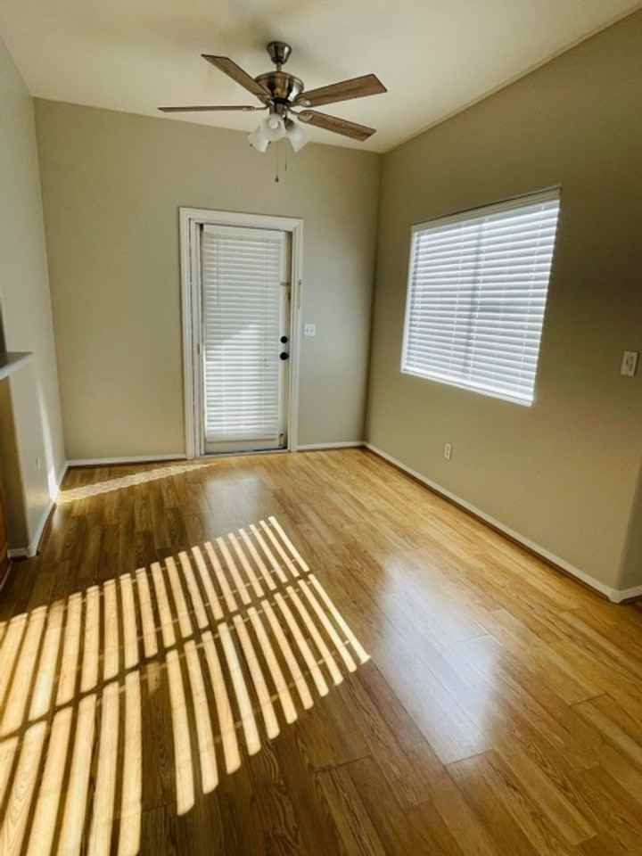 1534 Jenny Linn Dr - Photo 2 of 20