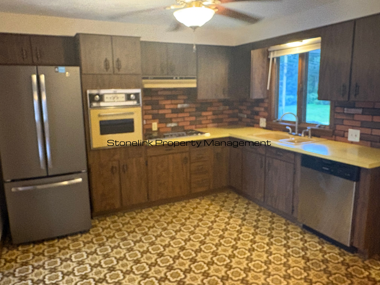 2 Heritage Cir - Photo 2 of 15