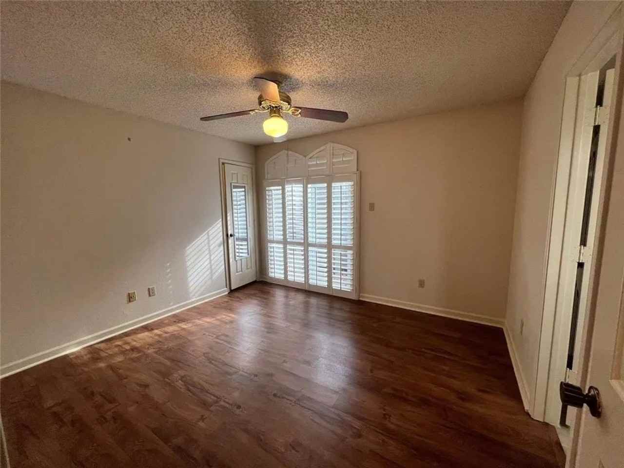 3129 Sappington Pl - Photo 6 of 12