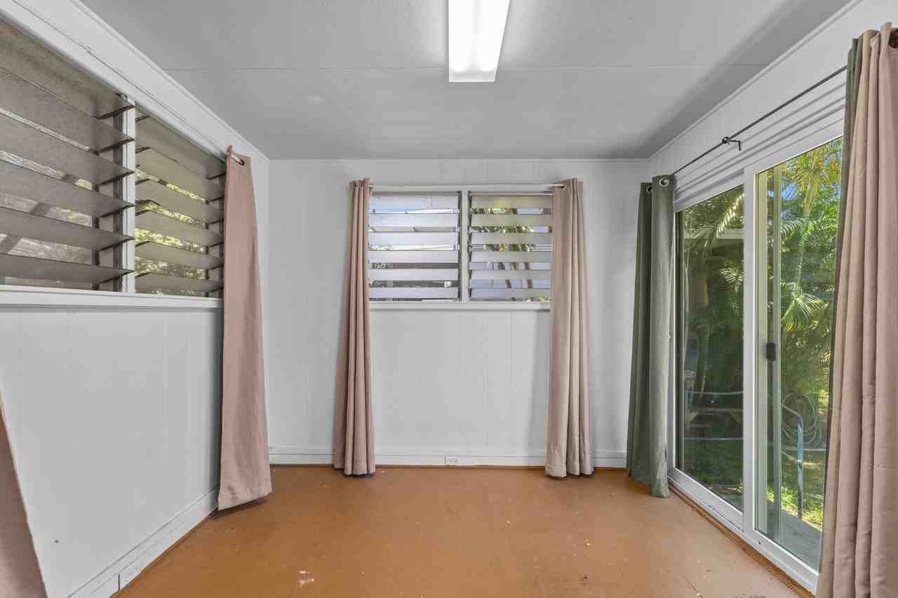 1658 Lewalani Dr - Photo 7 of 16