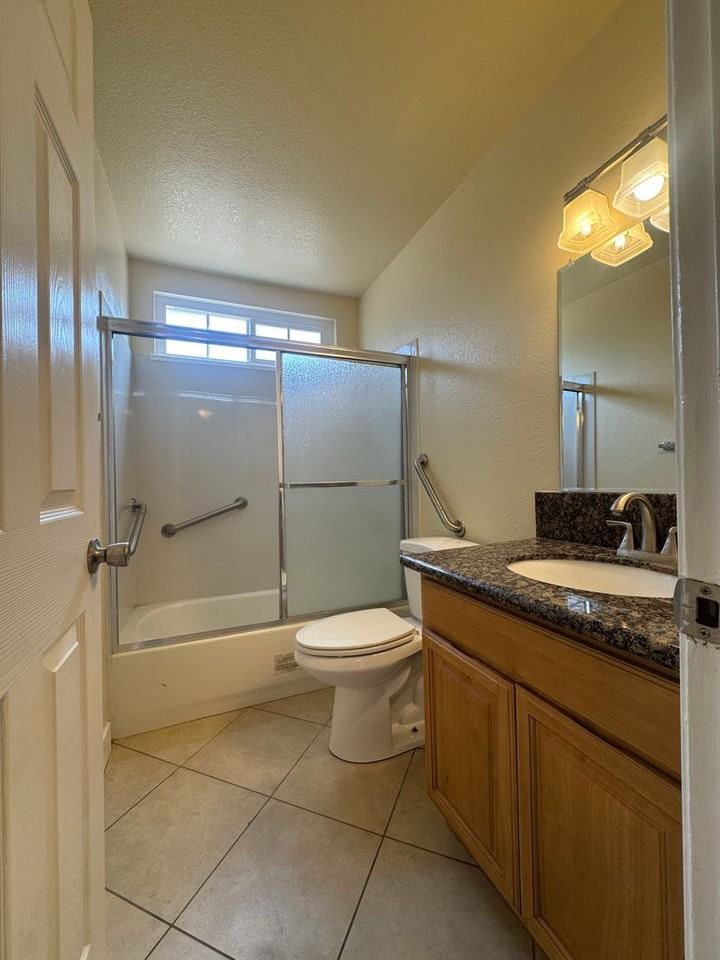 18 Tearpak Ct - Photo 7 of 11