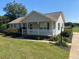 1082 Hampton Rd - Photo 1 of 1