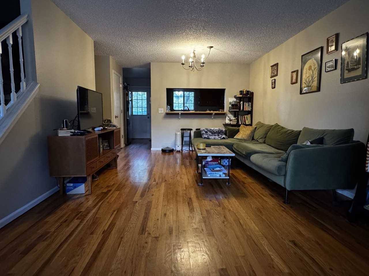 380 Pheasant Run - Photo 2 of 16