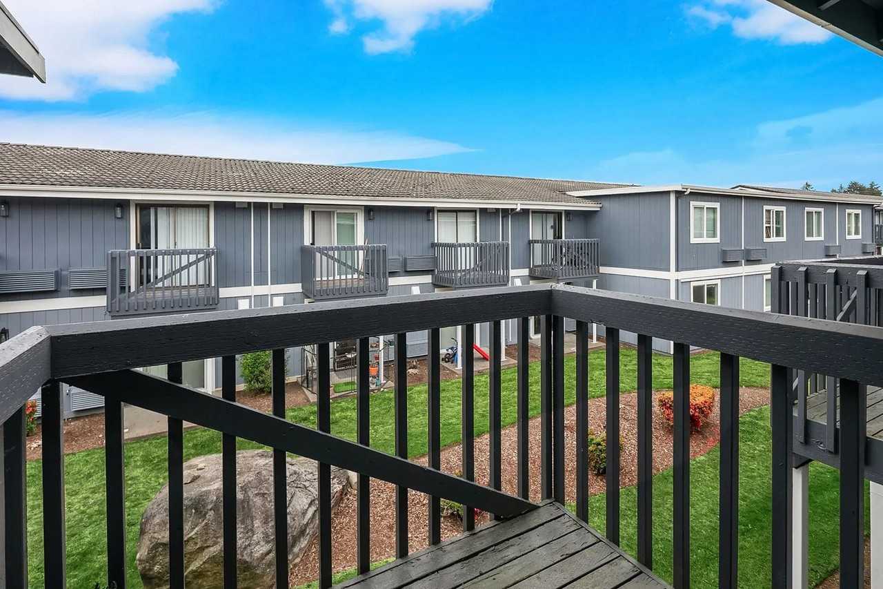 Indigo Apartments - Photo 7 of 11