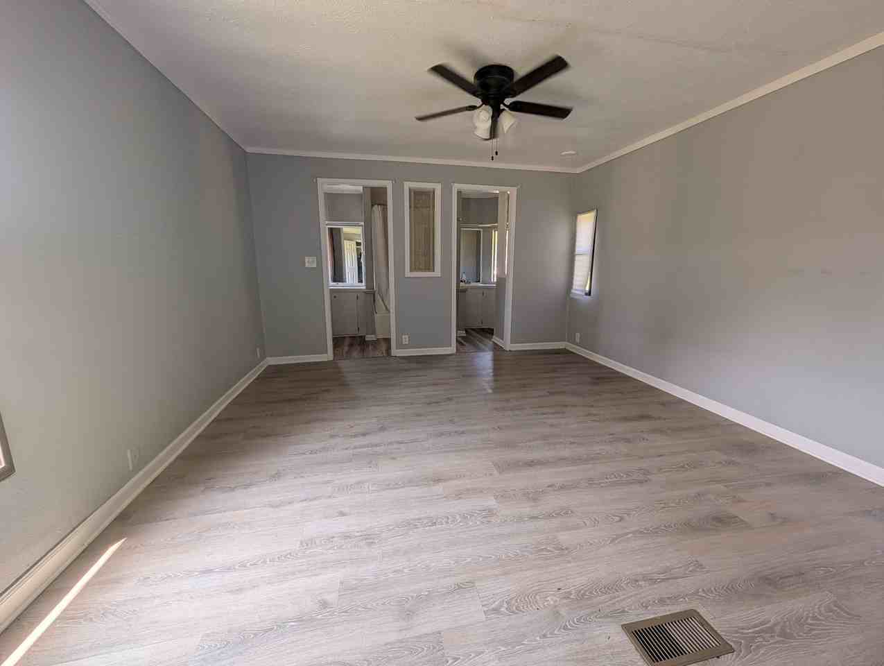 107 Country Lane Park - Photo 5 of 11
