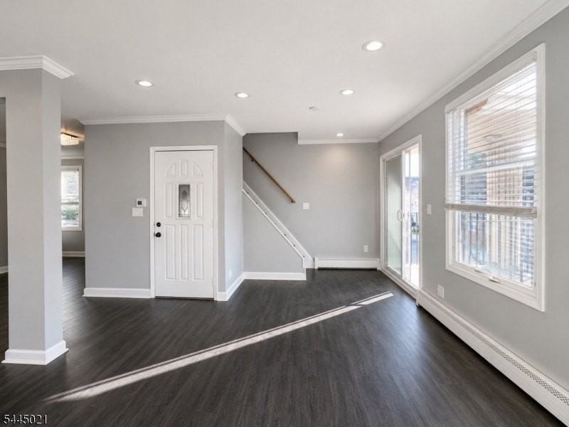 288 N 6th St #2 - Photo 3 of 11