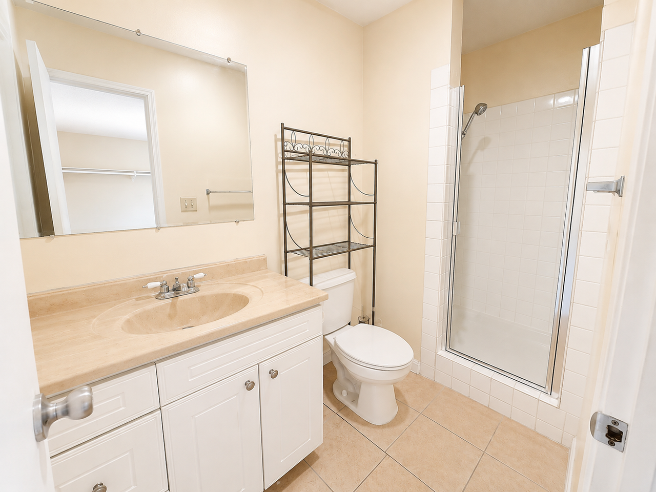 4267 44th St #8 - Photo 5 of 14