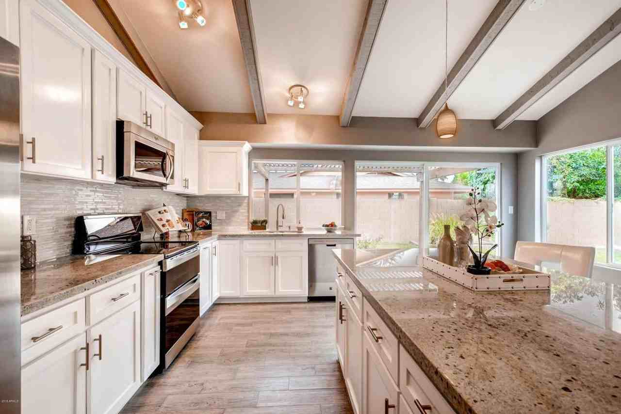 7619 N Via Del Elemental - Photo 6 of 20