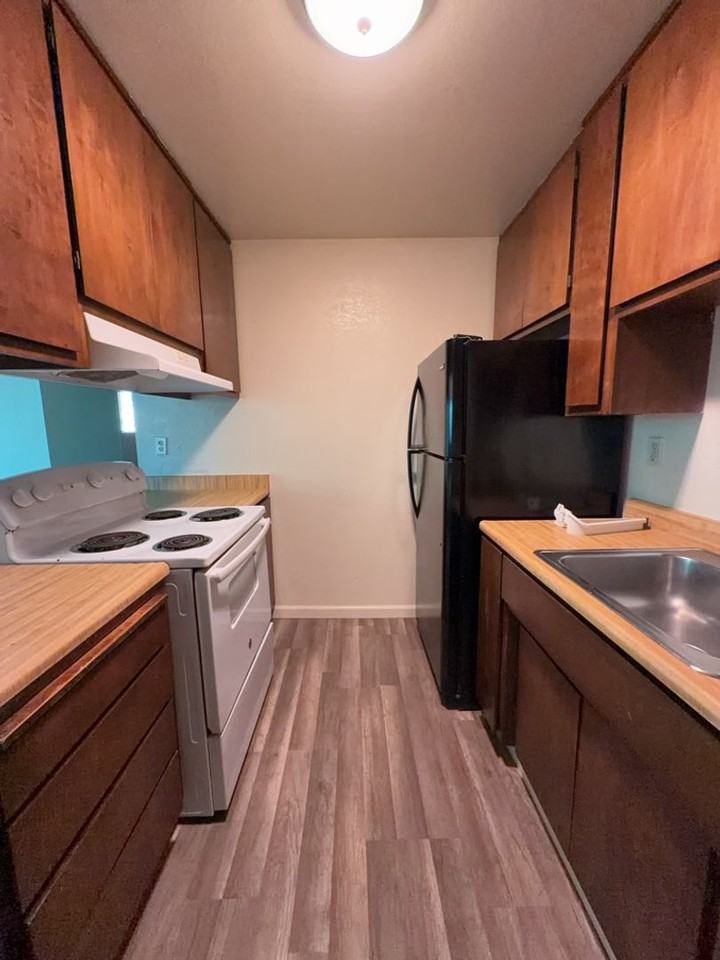 302 Konocti Ave - Photo 6 of 16