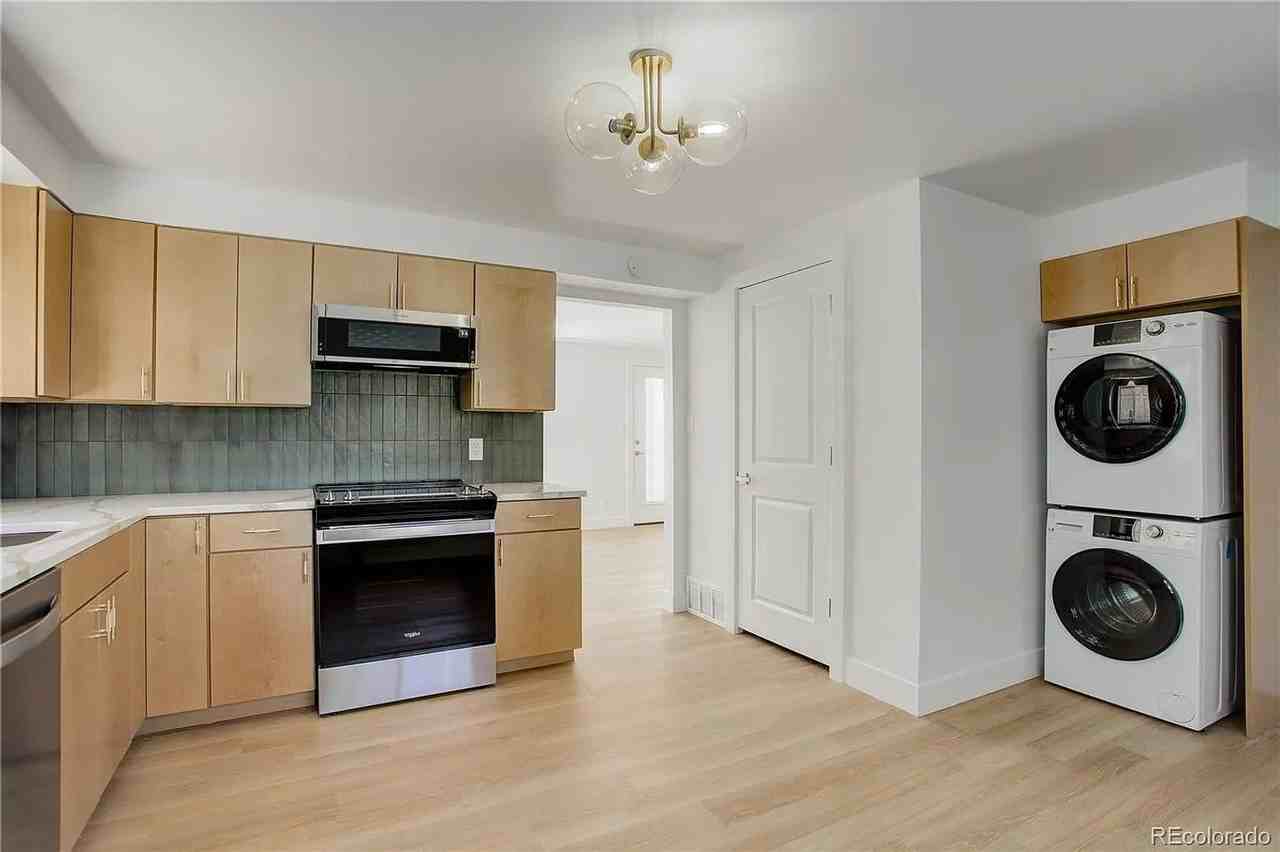 3056 S Galapago St - Photo 4 of 14