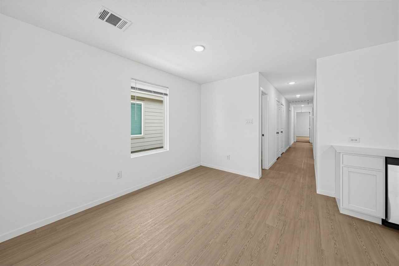 10861 Minuet Ln - Photo 6 of 23