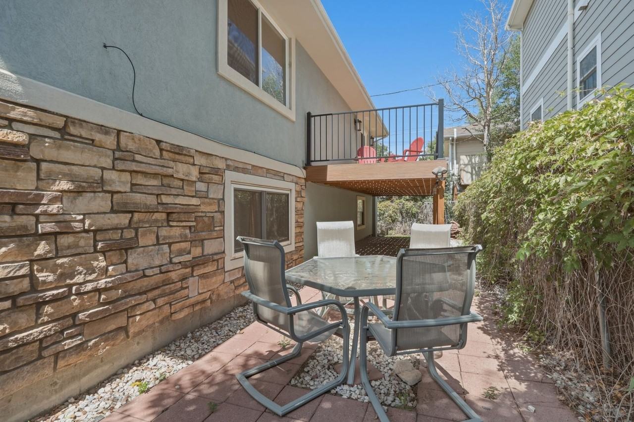 3137 W 20th Ave - Photo 4 of 34