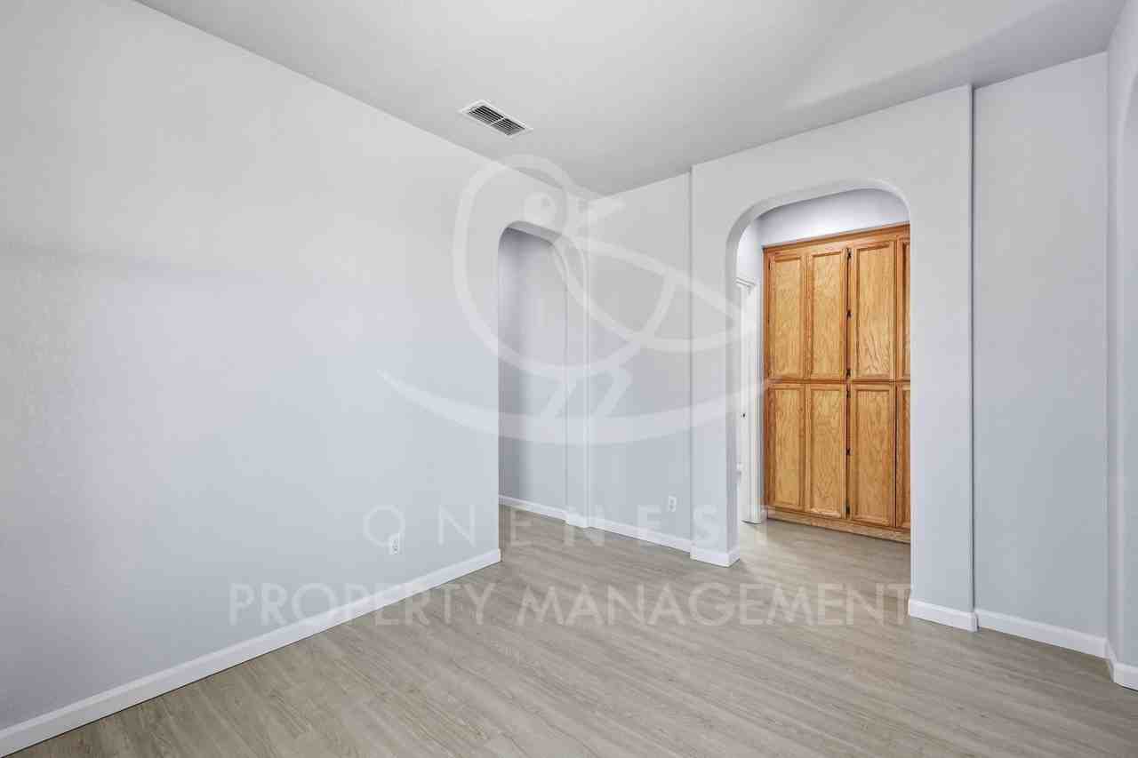 2190 August Way - Photo 4 of 22