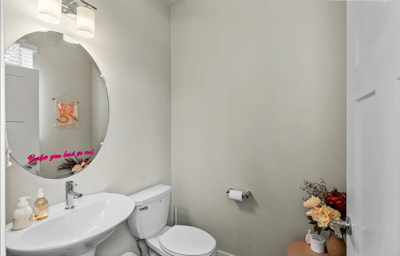 6449 Se Genrosa St - Photo 5 of 35
