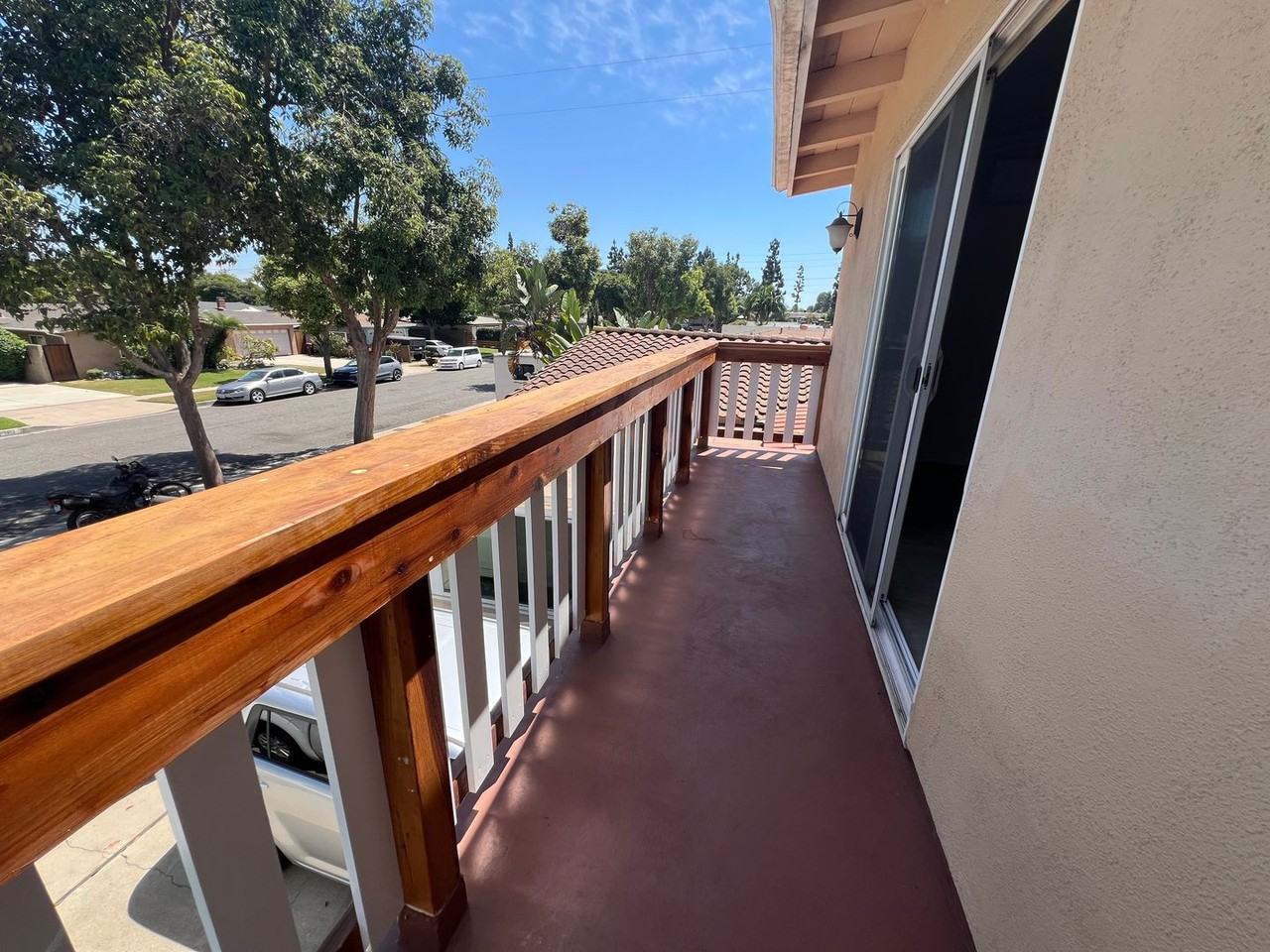 1014 Mirasol St - Photo 2 of 20