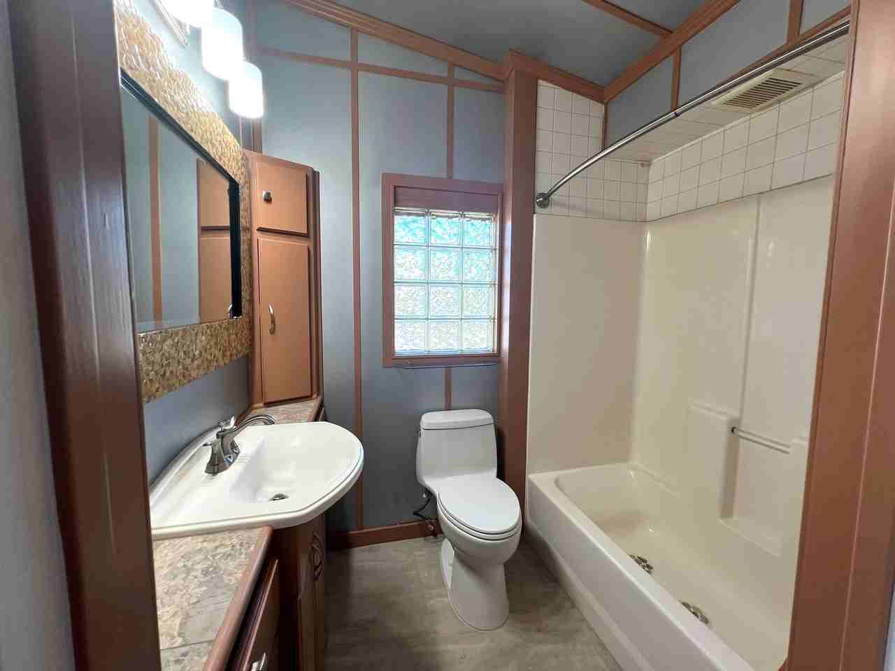 1014 Mirasol St - Photo 6 of 20