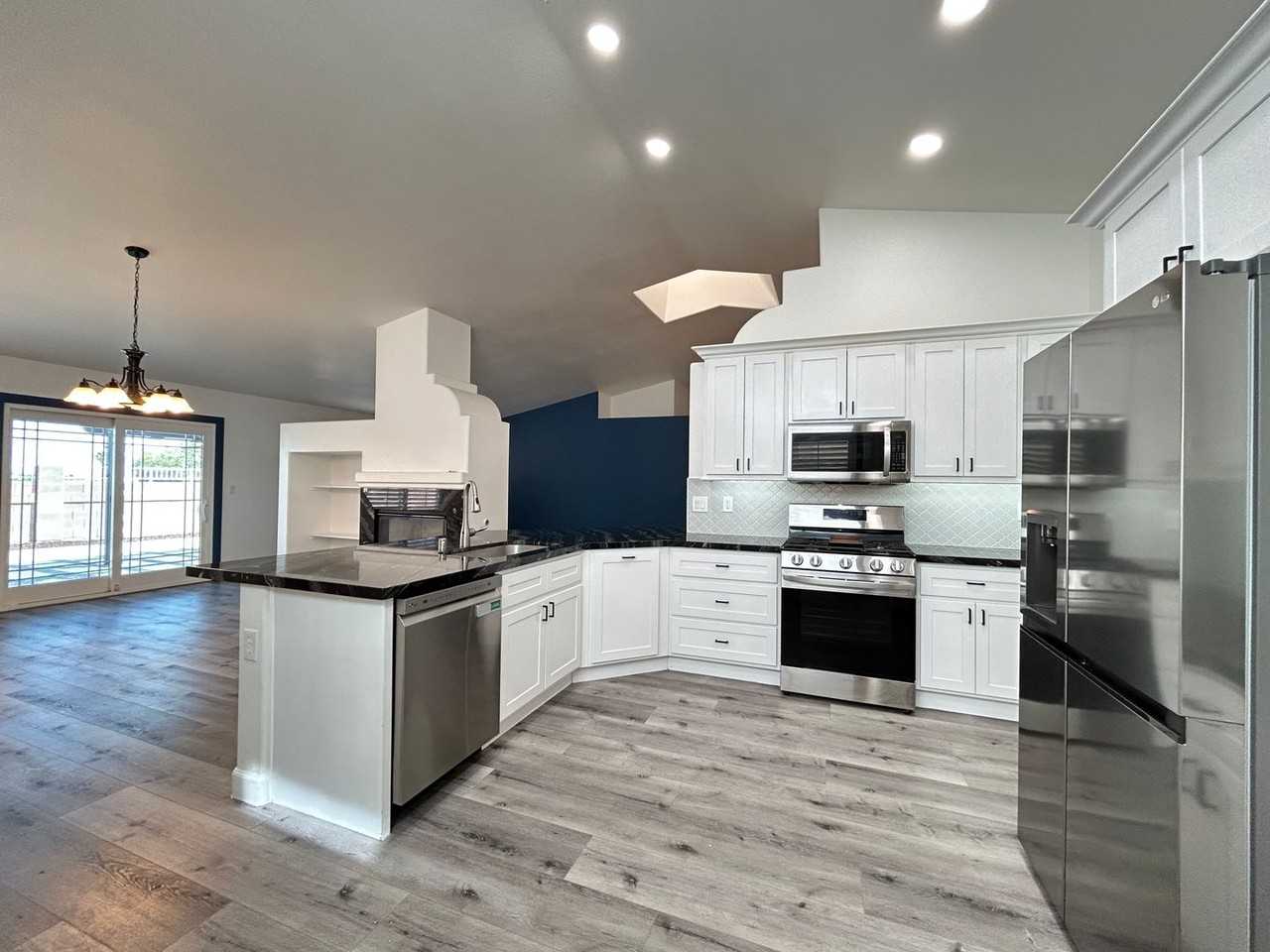 218 Black Eagle Ave - Photo 4 of 23