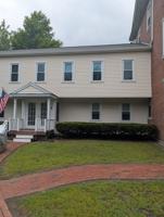 featured image of 104 Hartford Ave E