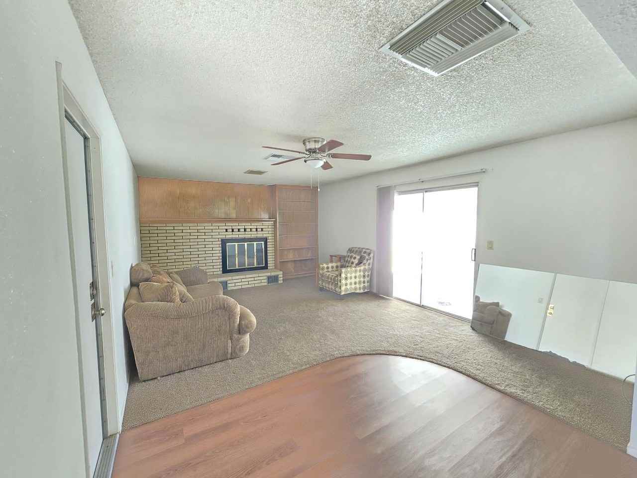 440 Cheyenne Cir - Photo 5 of 11