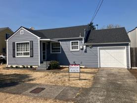 1165 Oxford St Se - Photo 1 of 1
