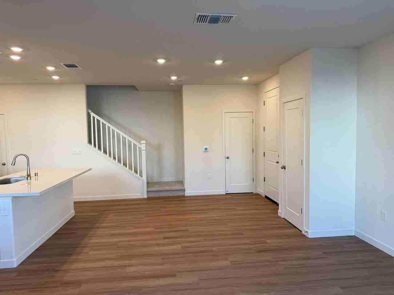 2914 Skyward Ln - Photo 7 of 19