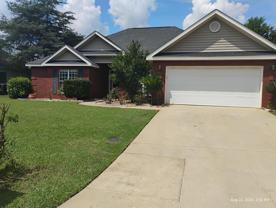 204 Cottonwood Ln - Photo 1 of 1