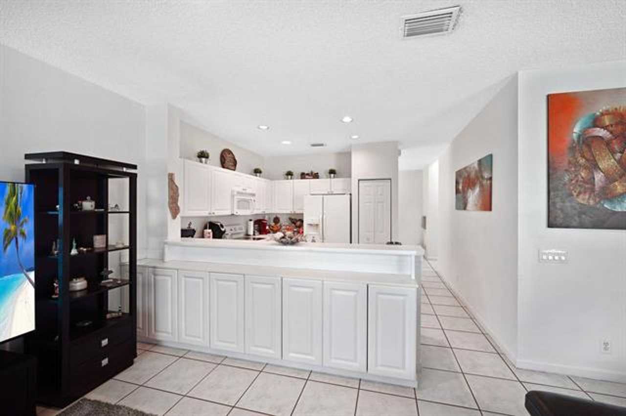 1457 Banyan Way #1457 - Photo 7 of 40