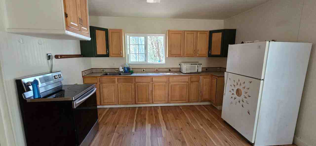 14300 Dandee Hill Rd - Photo 4 of 8