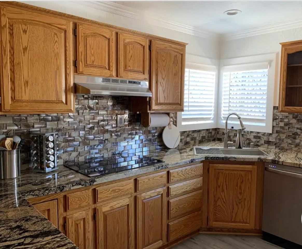 1016 Bracken Ave - Photo 4 of 19