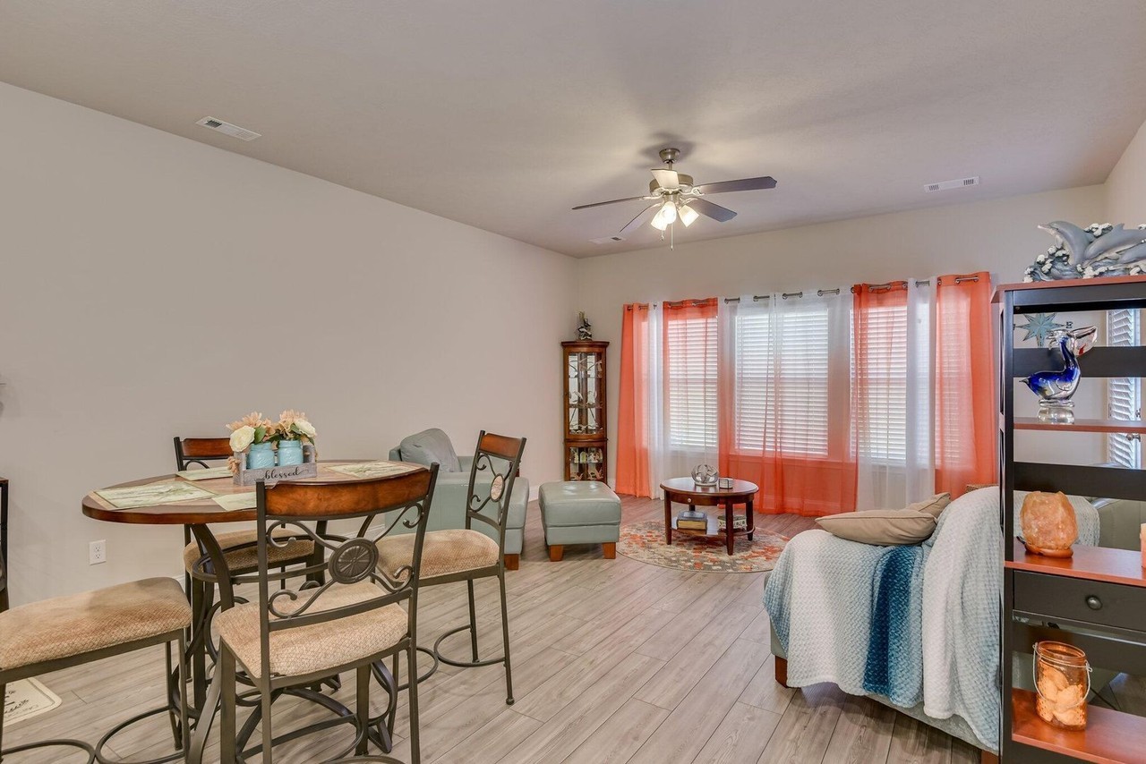 1103 Clareton Dr - Photo 3 of 39