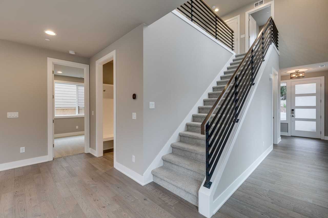 10284 133rd Ct Ne - Photo 5 of 29