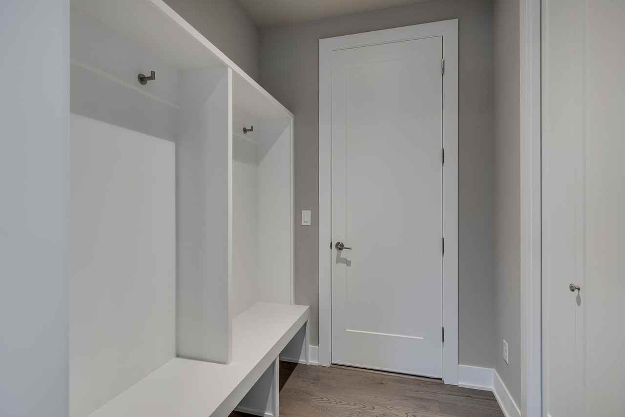 10284 133rd Ct Ne - Photo 6 of 29