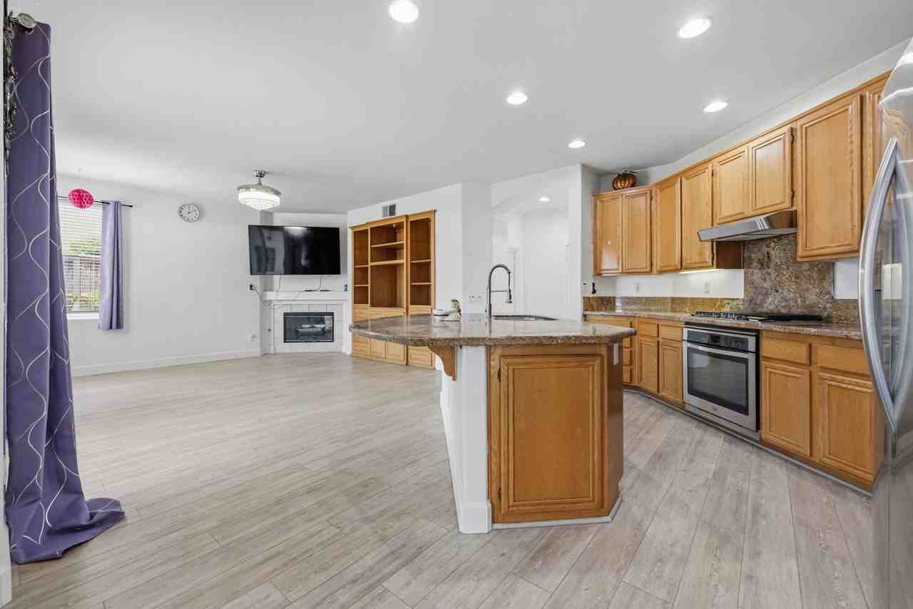 46145 Via La Colorada - Photo 3 of 36