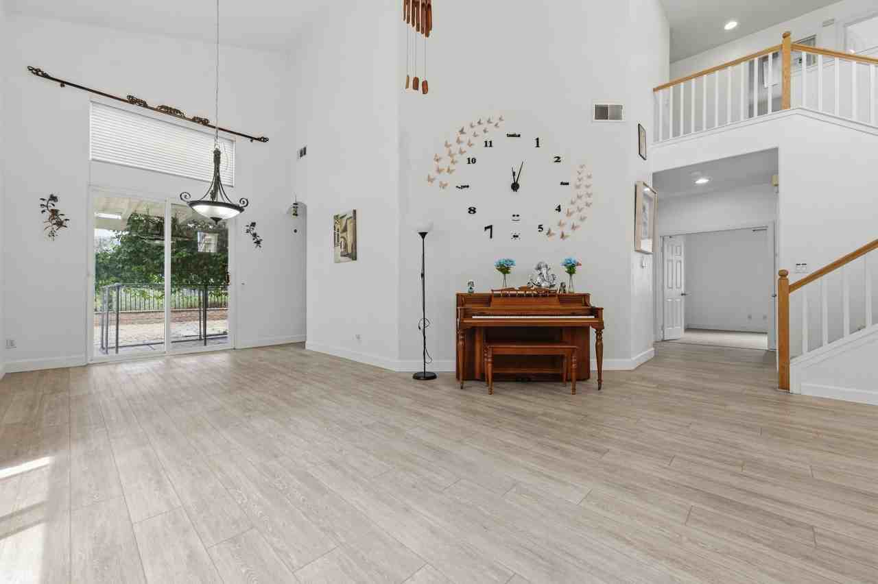 46145 Via La Colorada - Photo 7 of 36