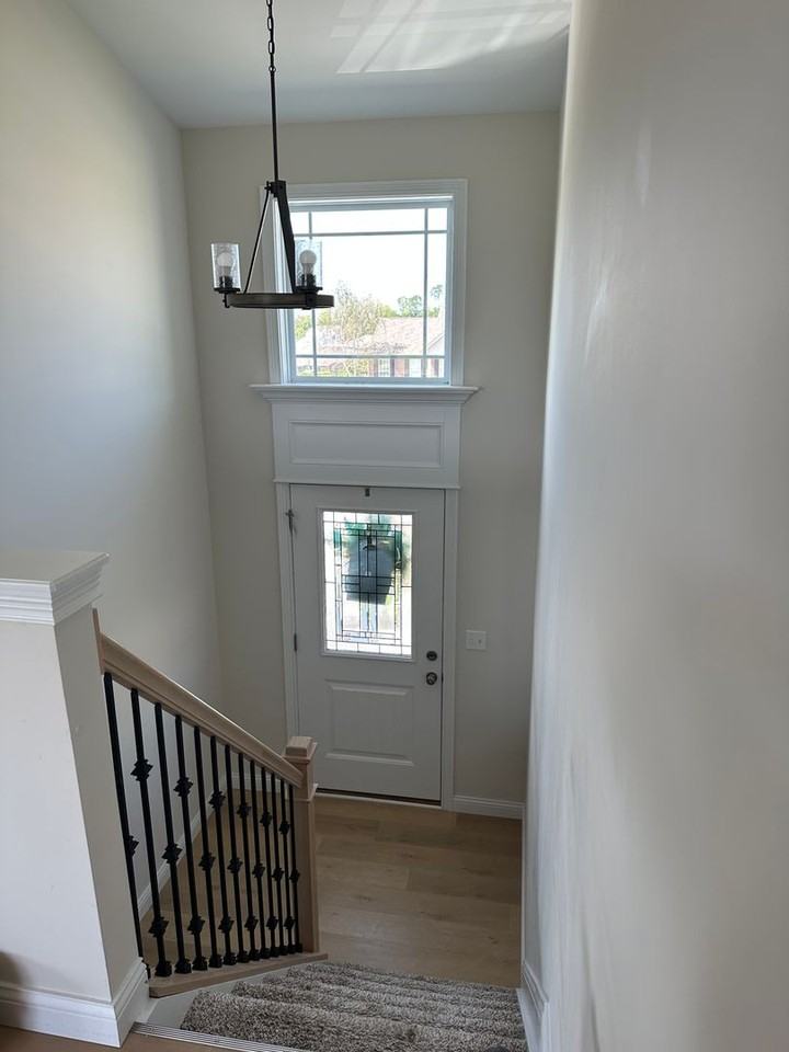 108 Churchill Dr - Photo 2 of 27