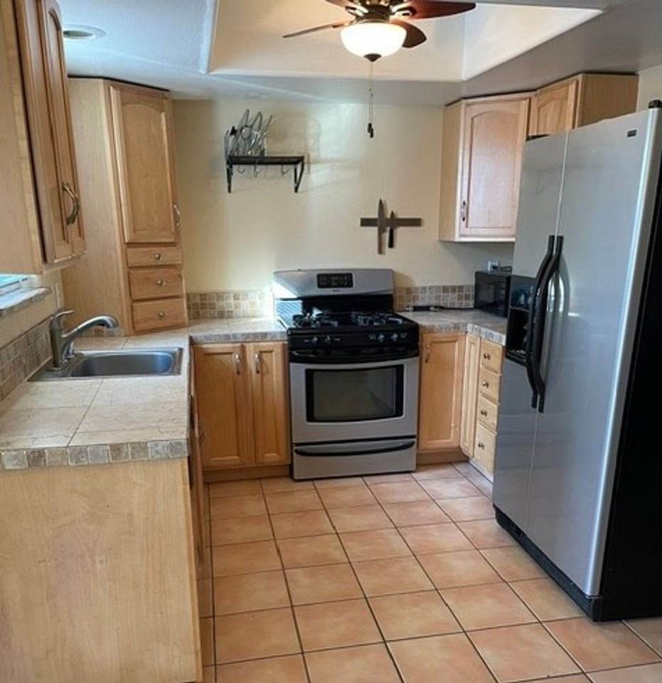 3260 Louraine St - Photo 5 of 21