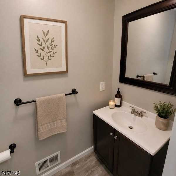 910 Reed Ct - Photo 4 of 24