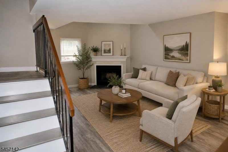 910 Reed Ct - Photo 6 of 24