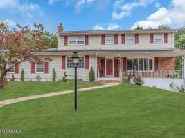 featured image of 151 Cardinal Dr